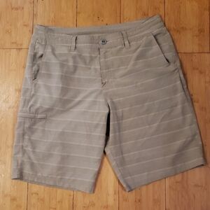 O'Neill Men's Beige Striped Flat Front Shorts